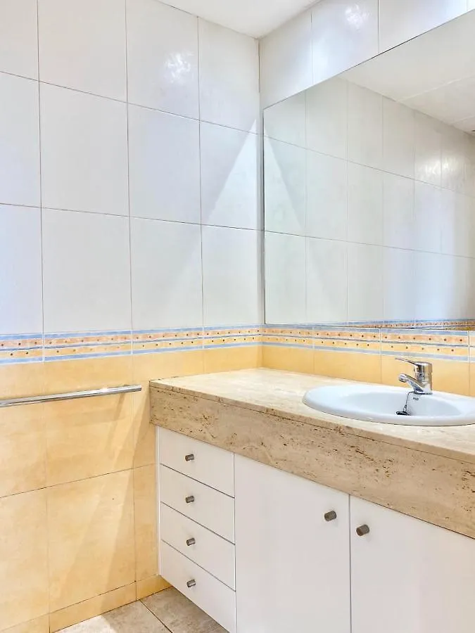 Appartement Devant La Plage 로지즈 스페인
